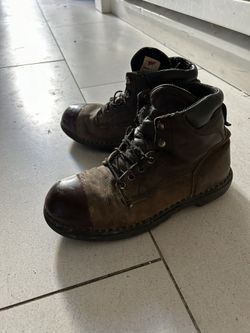 8.5 Red Wing Boots 