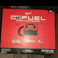 M12 Milwaukee Vacuum 