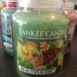 NEW Beautiful Day  Yankee Candle 22oz