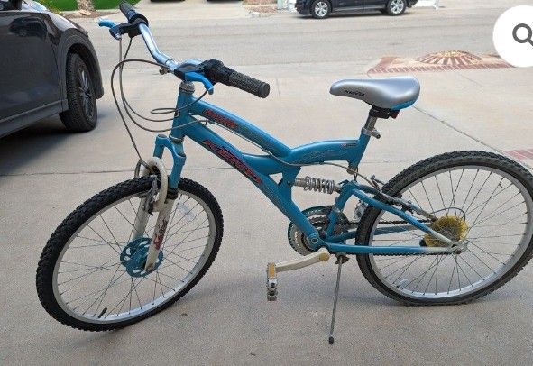 Girls rock candy bike made by chance.