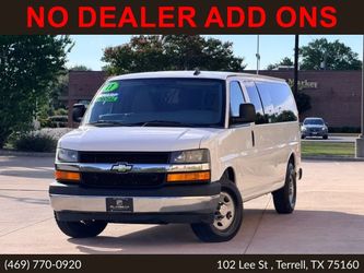 2017 Chevrolet Express 3500 Passenger