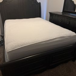 Queen Size Bed Mattress Boxspring 