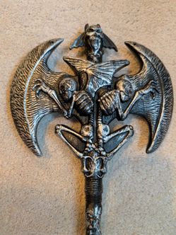 21" Halloween Skeleton Double Axe