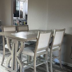 Used 6 Piece Dining Table