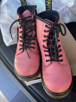 Dr Martens Size 9