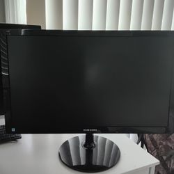 24" LED Samsung Computer Monitor 