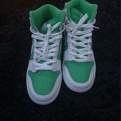 Stadium Green HI Retro Nike Dunks 