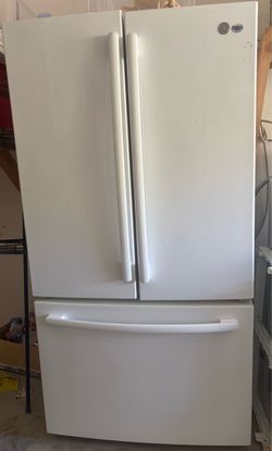 GE White French Door Refrigerator