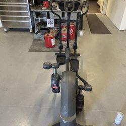 Life Fitness Elliptical 
