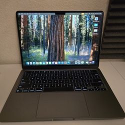M2 Macbook Air