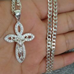 925 Sterling Silver Chain With The Pendant/Cadena Con Dije De Plata 925