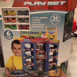 Auto Trendz city garage playset