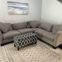 Macy’s Gray Sectional Couch 