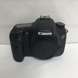 Canon EOS 7D 18.0 MP DSLR NO BATTERY, NO CHARGER, AND NO LENS. Body Only 