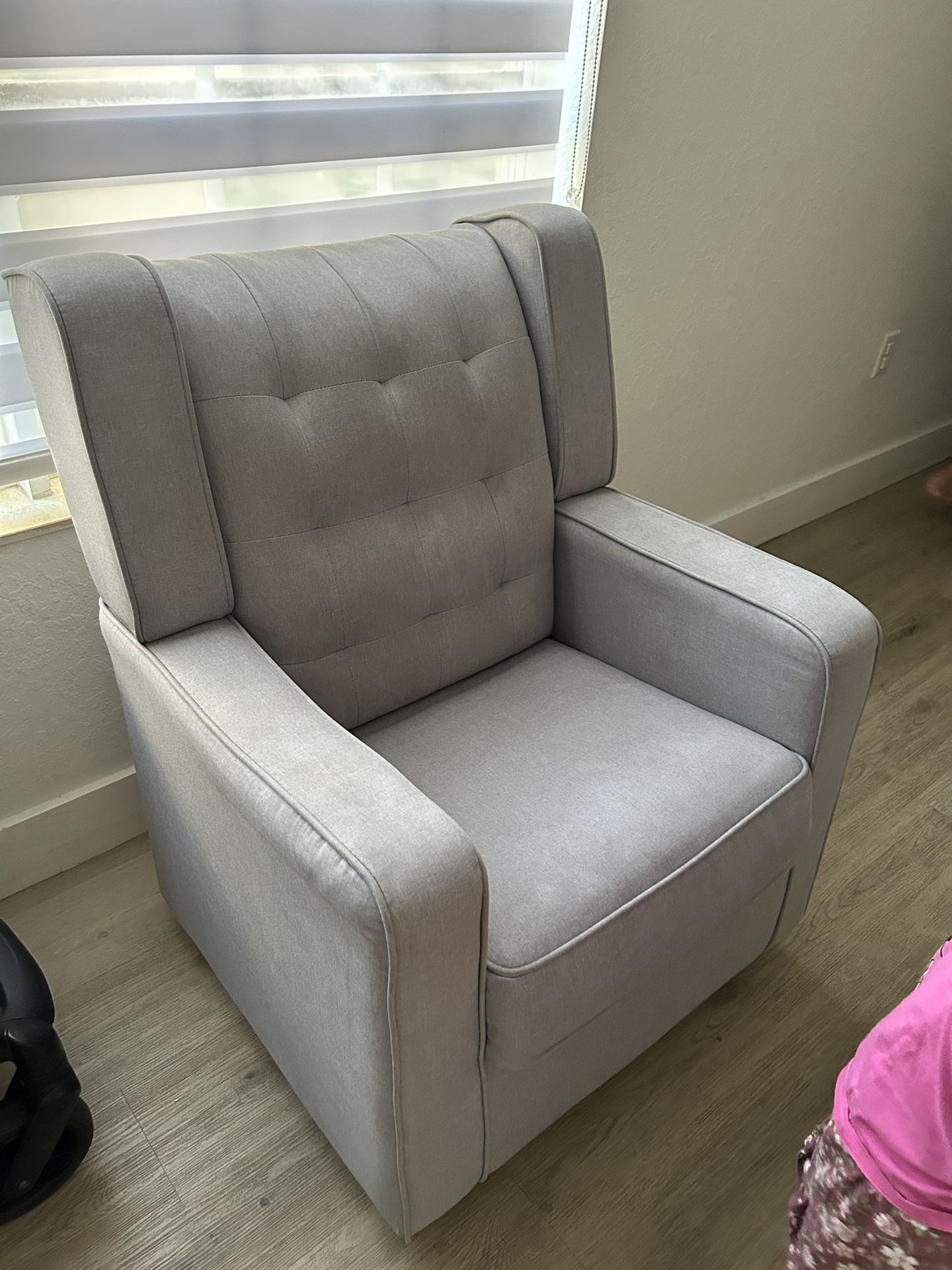 Rocking Chair And Glider