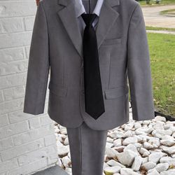 Boys Grey Suit Size 8y