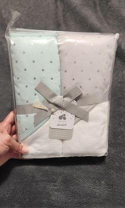 2 Baby Hooded Towels