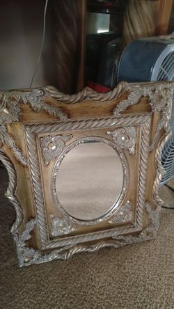 Gold mirror