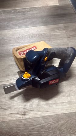 Ryobi P610G Planer (Unit Only)