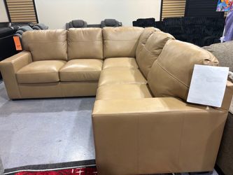 Bandon by Ashley leather sectional