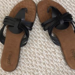 New women’s sandals