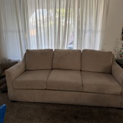  Nearly New Couch