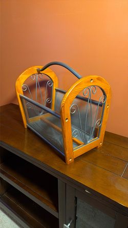 🌟 Beautiful 😍 Wood and Metal Magazine Rack
