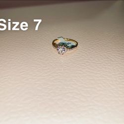 Gold Ring Size 7