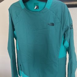 The North Face Women’s Sweater 