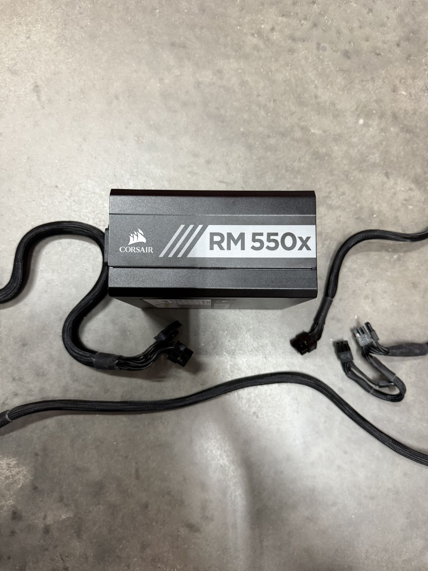 Corsair RM550X 550W SATA Power Supply