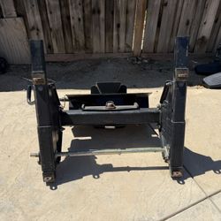 Husky 24k HD easy roller 5th wheel hitch 