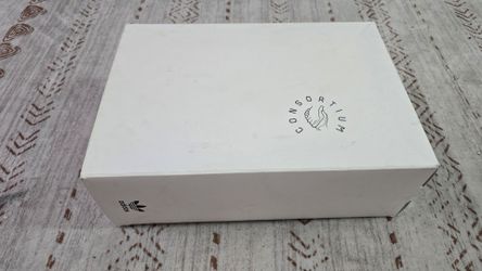 Adidas Consortium Shoe Box