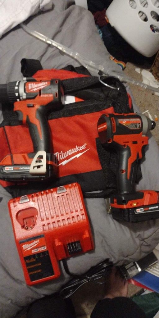 Milwaukee Brushless 1/⁴ & 1/²" Impact Drills Brand New