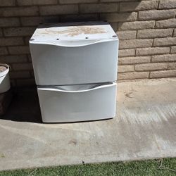 Washer And Dryer Pedestals