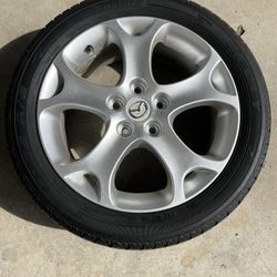 215/50R17 tire only NO Rim, perfect condition, lot of tread left