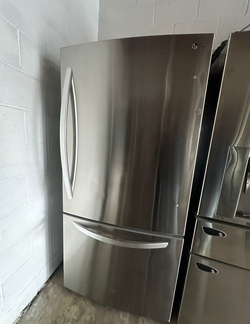 LG Stainless Steel Bottom Freezer Refrigerator