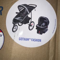 NEW! Graco Travel System
