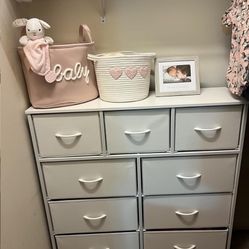 Dresser White 