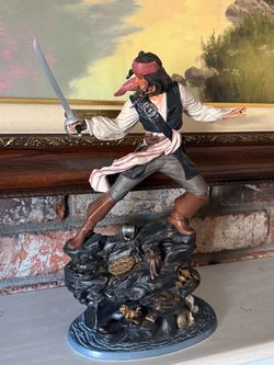 DISNEY PORCELAIN CAPTAIN JACK SPARROW