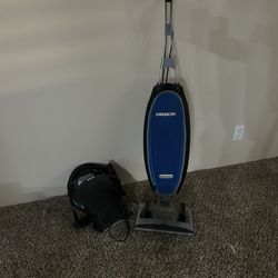Vacuum Oreck Magnesium With Brand New Vacuum Bag