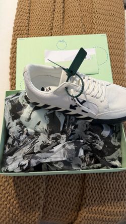 Off-white Sneakers