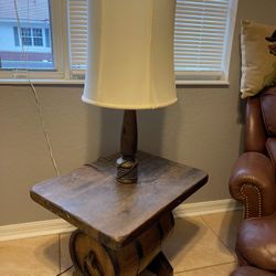 Barrel Side Table End Table With Lamp 