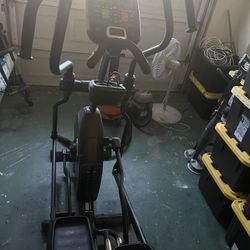 Nautilus E618 Elliptical 