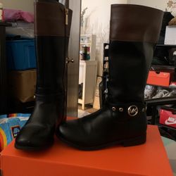 Michal Kors Girls Flat Boots 