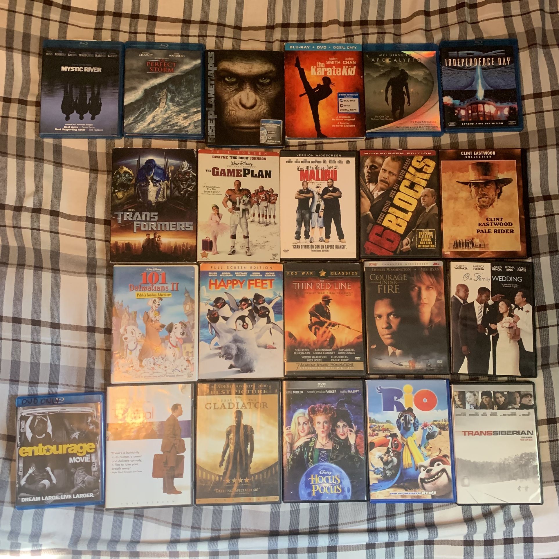 Movies (DVDs and Blu-Rays ๐ )