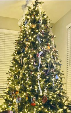 9ft Pre-Lit Hayden Pine Artificial Christmas Tree (Holiday Living) + Storage Bag