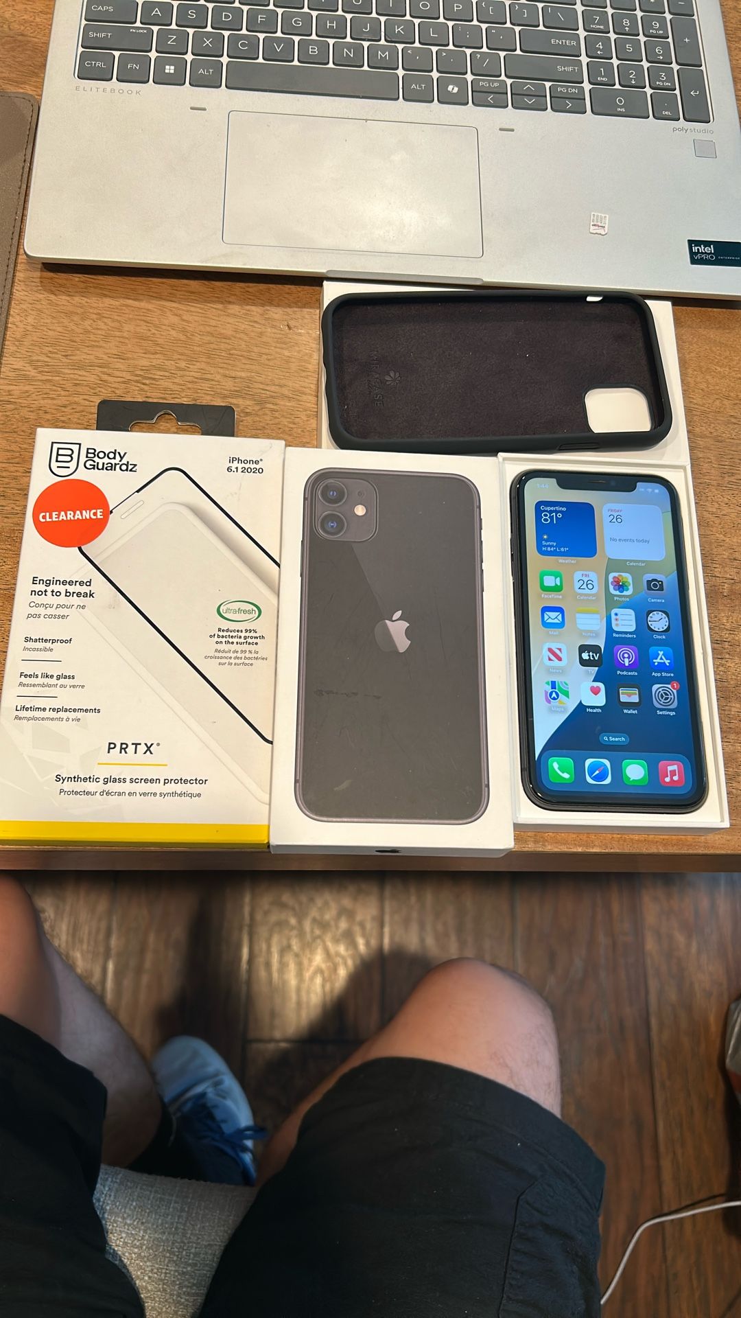 iPhone 11 64gb black Fully Unlocked of box, case, (plz read full Descriptions Before Messaging)