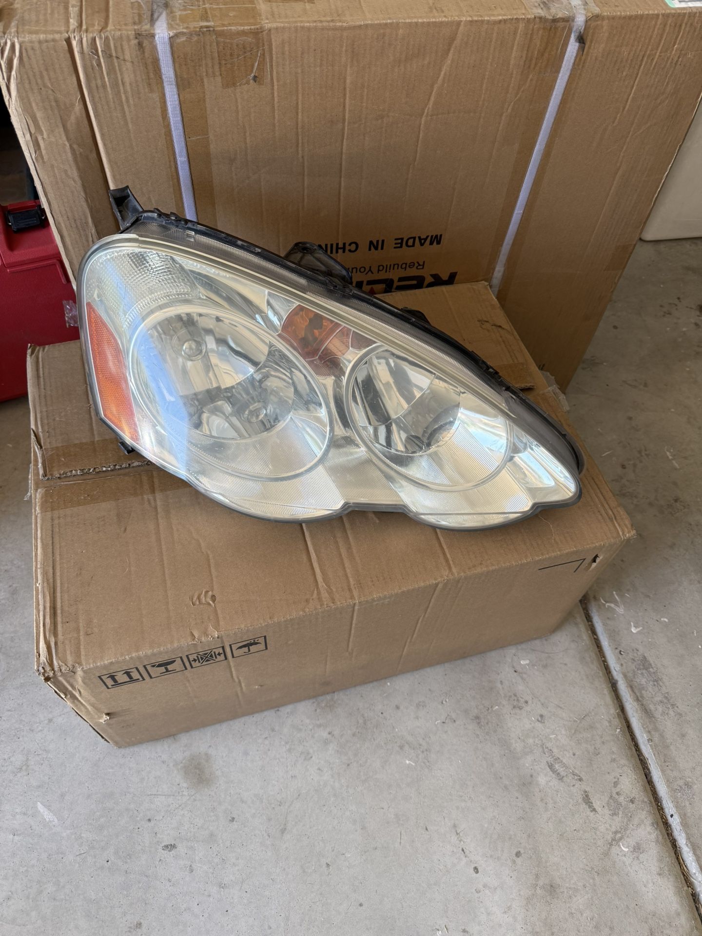 Acura RSX OEM Headlight Passenger