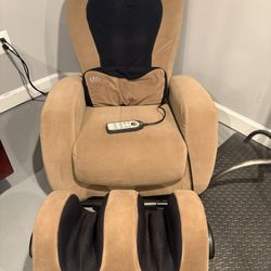 iJoy Massage Chair with matching footrest 