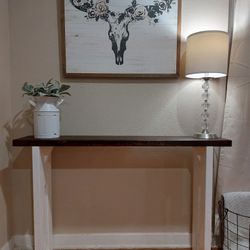 Entryway Table   (Read Description)